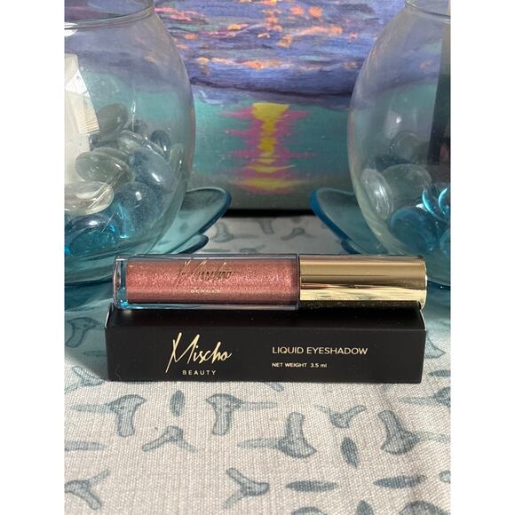 Mischo Beauty Liquid Eyeshadow in shade Mischo - Picture 1 of 6